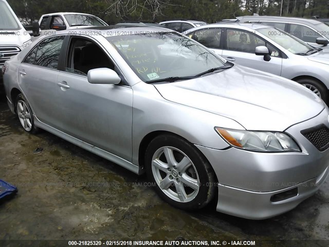 4T1BE46K89U404465 - 2009 TOYOTA CAMRY SE/LE/XLE ვერცხლისფერი ფოტო 1