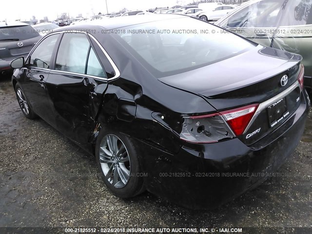 4T1BF1FK5HU359382 - 2017 TOYOTA CAMRY LE/XLE/SE/XSE BLACK photo 3