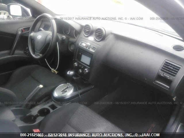 KMHHM66D08U284010 - 2008 HYUNDAI TIBURON GS BLACK photo 5