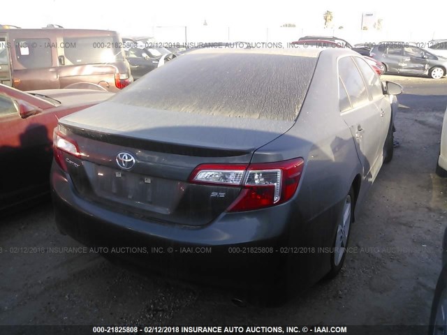 4T1BF1FK0DU269681 - 2013 TOYOTA CAMRY L/SE/LE/XLE 灰色 照片 4
