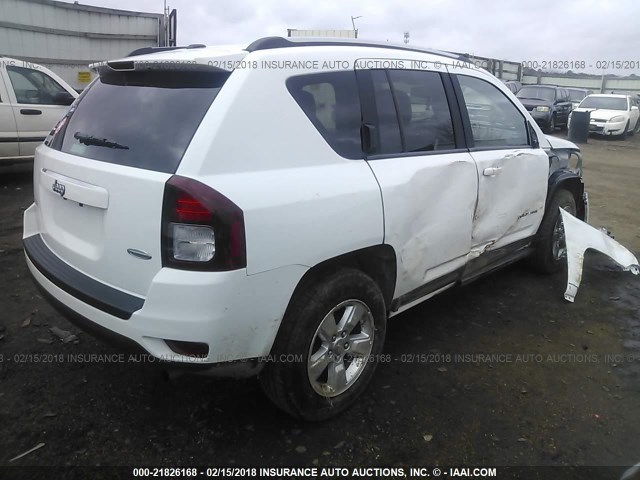 1C4NJCEA7GD705533 - 2016 JEEP COMPASS LATITUDE WHITE photo 4