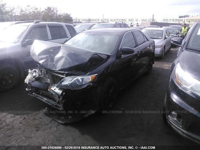4T1BF1FK4CU121239 - 2012 TOYOTA CAMRY SE/LE/XLE BLACK photo 2