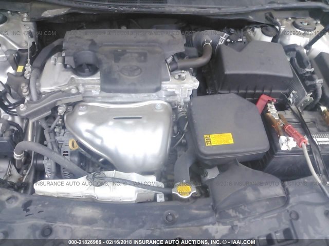 4T1BF1FK4FU970596 - 2015 TOYOTA CAMRY LE/XLE/SE/XSE SILVER photo 10