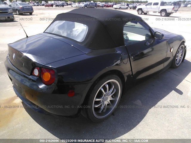 4USBT33463LR64681 - 2003 BMW Z4 2.5 BLACK photo 4