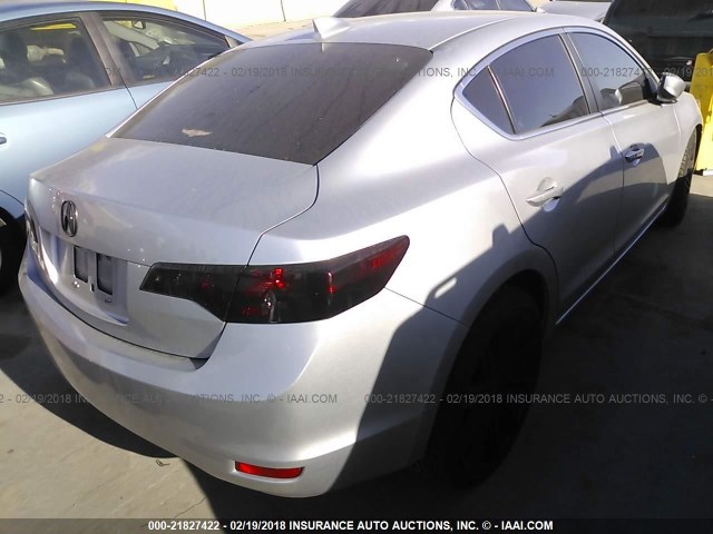 19VDE1F38EE012947 - 2014 ACURA ILX 20 SILVER photo 4