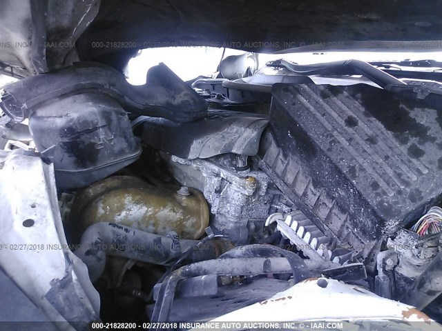 4T1BF3EK7BU590739 - 2011 TOYOTA CAMRY SE/LE/XLE WHITE photo 10