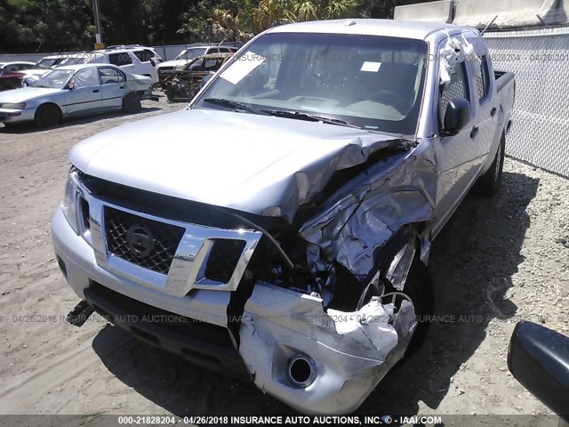 1N6AD0ER0GN796808 - 2016 NISSAN FRONTIER S/SV/SL/PRO-4X SILVER photo 2