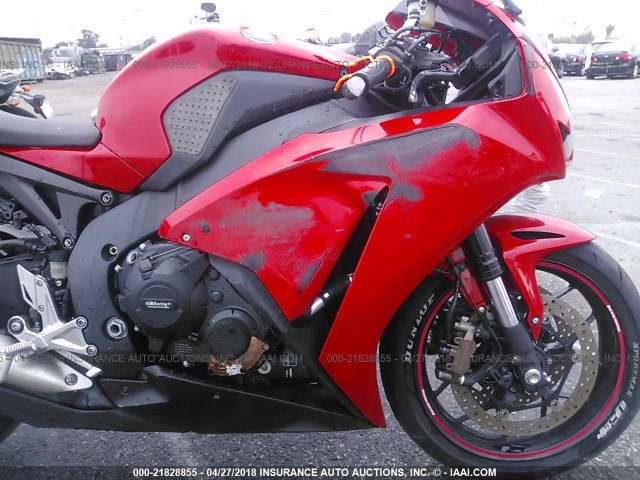 JH2SC5984FK600031 - 2015 HONDA CBR1000 RA RED photo 5