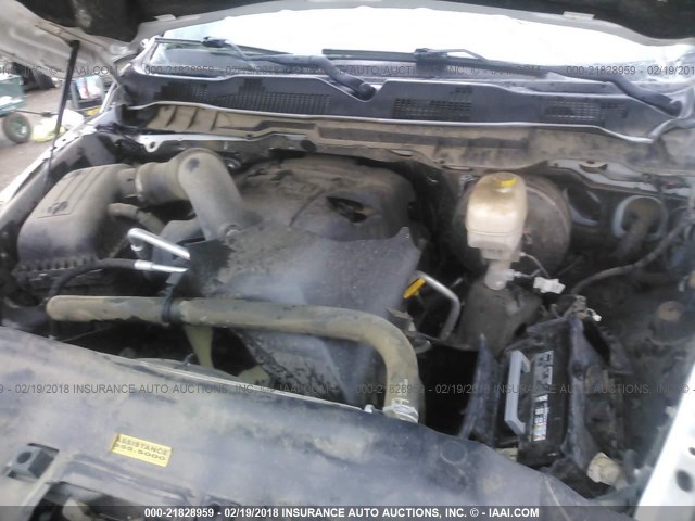 3C6TR5HTXFG537033 - 2015 RAM 2500 ST WHITE photo 10