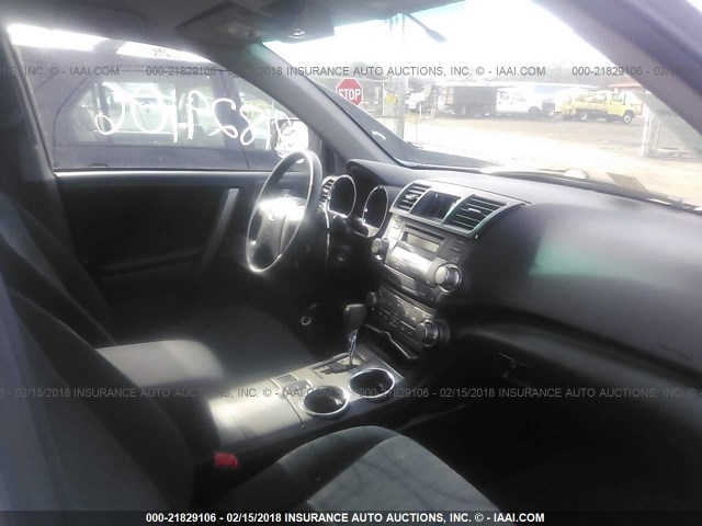 5TDXK3EH7AS004196 - 2010 TOYOTA HIGHLANDER SPORT SILVER photo 5