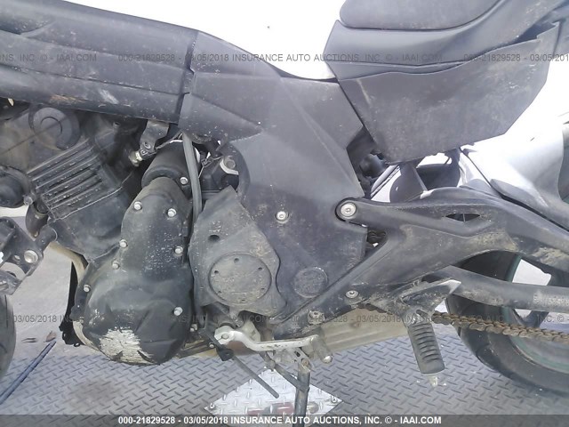 JKAEXEE16FDA19067 - 2015 KAWASAKI EX650 E WHITE photo 9