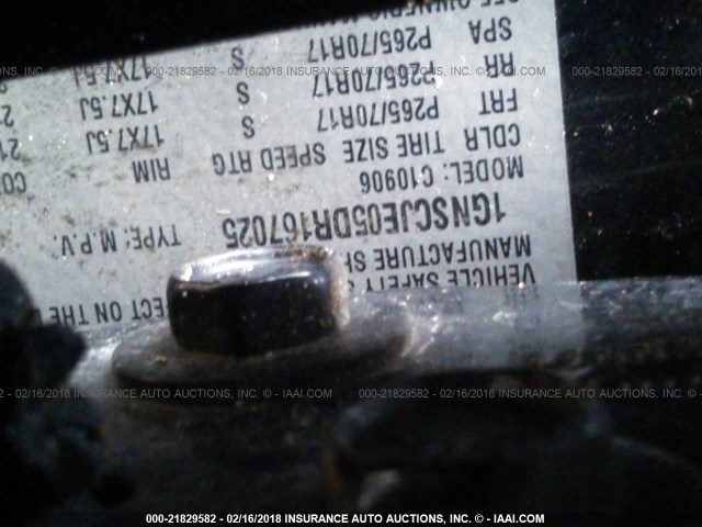 1GNSCJE05DR167025 - 2013 CHEVROLET SUBURBAN C1500 LT BLACK photo 9