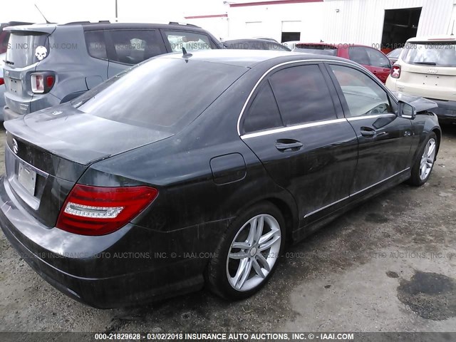 WDDGF4HB0DF970756 - 2013 MERCEDES-BENZ C 250 GRAY photo 4