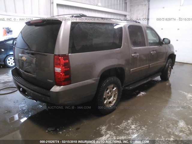 1GNSKJE34BR321038 - 2011 CHEVROLET SUBURBAN K1500 LT BROWN photo 4