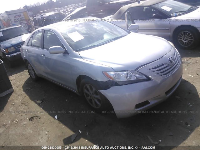 4T1BE46K07U113942 - 2007 TOYOTA CAMRY NEW GENERAT CE/LE/XLE/SE SILVER photo 1