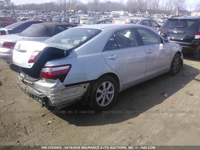 4T1BE46K07U113942 - 2007 TOYOTA CAMRY NEW GENERAT CE/LE/XLE/SE SILVER photo 4