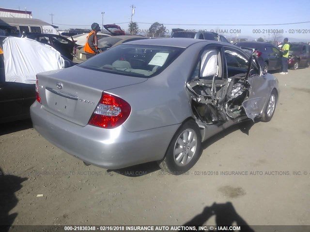 4T1BE30K54U359044 - 2004 TOYOTA CAMRY LE/XLE/SE ვერცხლისფერი ფოტო 4