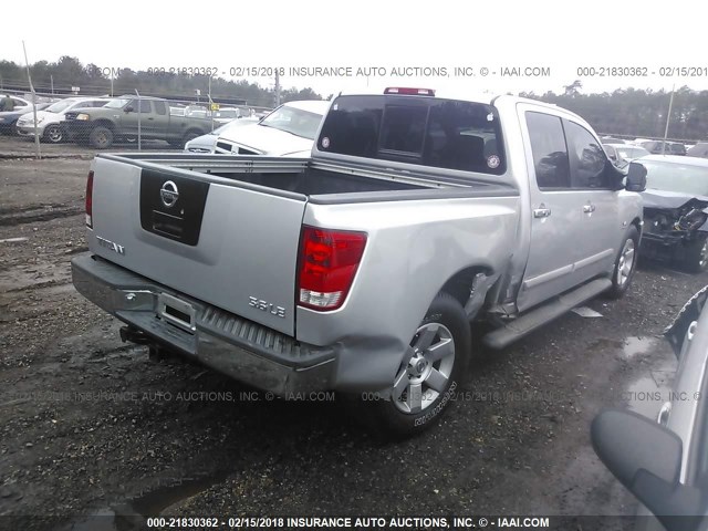 1N6AA07AX4N585417 - 2004 NISSAN TITAN XE/SE/LE SILVER photo 4