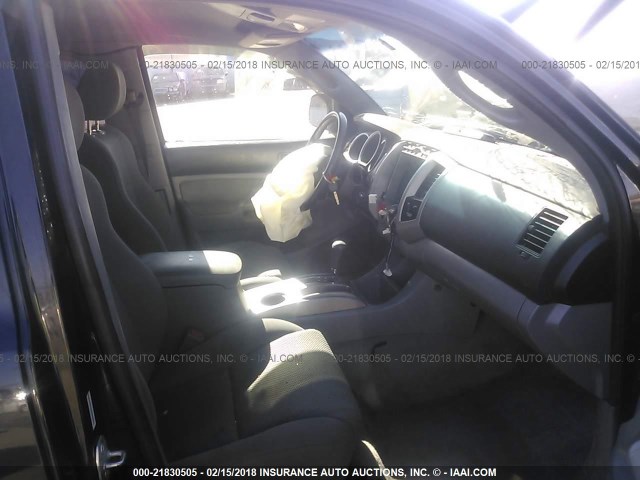 5TEUU42N55Z093174 - 2005 TOYOTA TACOMA ACCESS CAB Қара фото 5