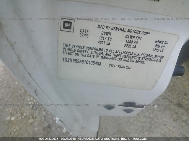 1G2NF52E81C105433 - 2001 PONTIAC GRAND AM SE1 WHITE photo 9