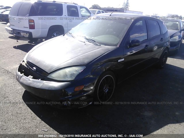 3FAHP37563R183545 - 2003 FORD FOCUS ZX5 BLACK photo 2