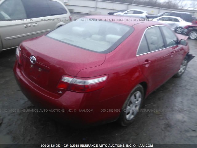 4T1BE46K37U162133 - 2007 TOYOTA CAMRY NEW GENERAT CE/LE/XLE/SE RED photo 4