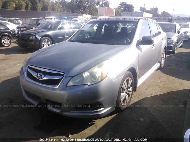 4S3BMBA61A3222204 - 2010 SUBARU LEGACY 2.5I SILVER photo 2