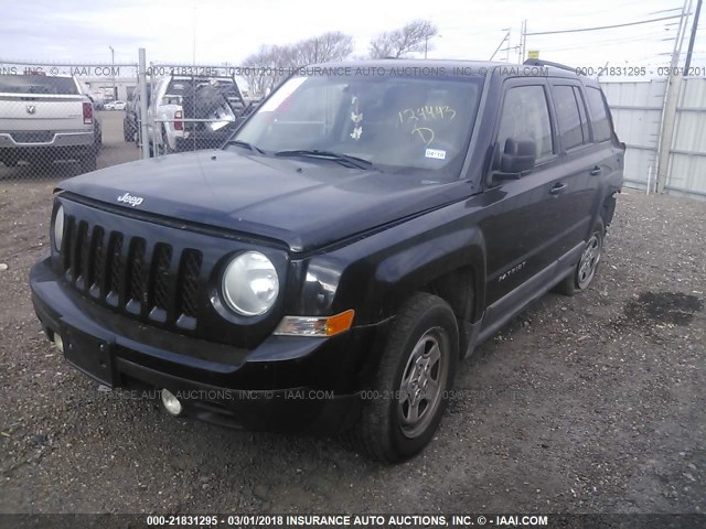 1J4NT1GA6BD124443 - 2011 JEEP PATRIOT SPORT BLACK photo 2