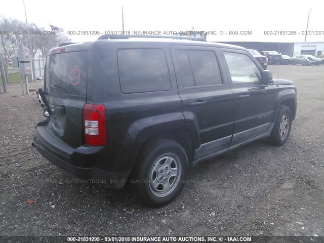 1J4NT1GA6BD124443 - 2011 JEEP PATRIOT SPORT BLACK photo 4