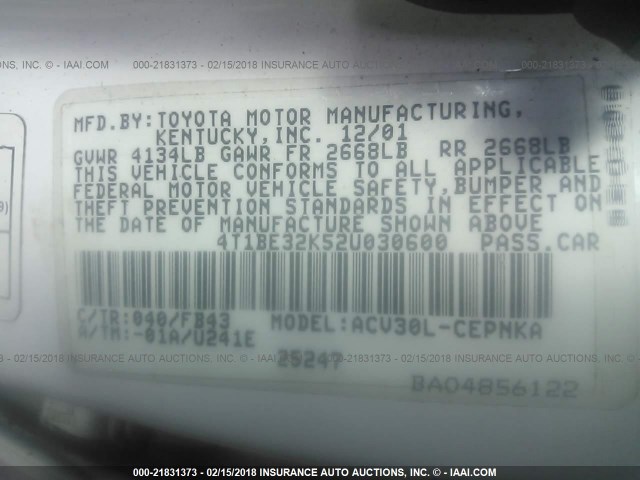 4T1BE32K52U030600 - 2002 TOYOTA CAMRY LE/XLE/SE თეთრი ფოტო 9