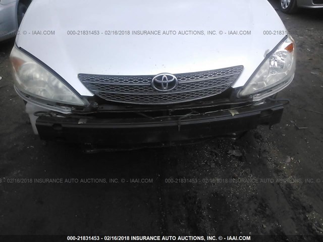 4T1BE32K02U552261 - 2002 TOYOTA CAMRY LE/XLE/SE ვერცხლისფერი ფოტო 6