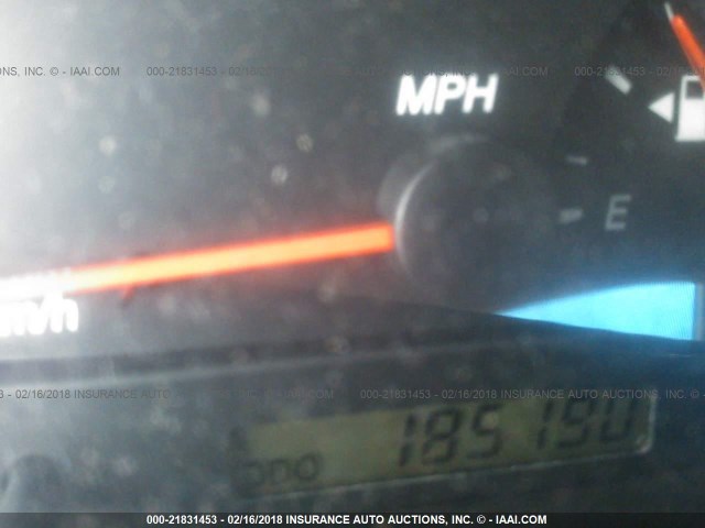 4T1BE32K02U552261 - 2002 TOYOTA CAMRY LE/XLE/SE ვერცხლისფერი ფოტო 7