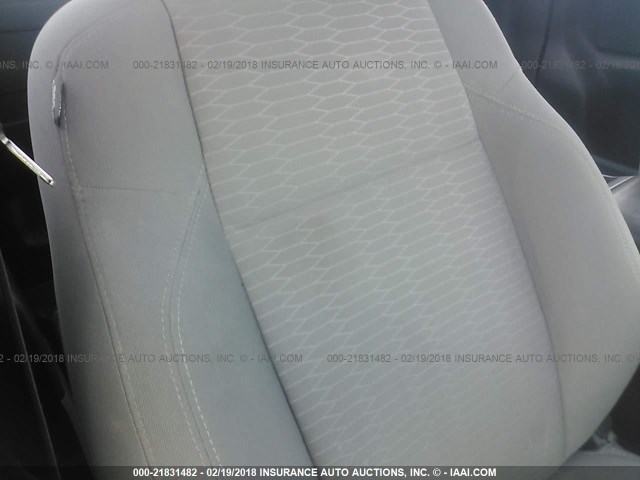 5TFRX5GNXGX053517 - 2016 TOYOTA TACOMA ACCESS CAB/SR/SR5 SILVER photo 8