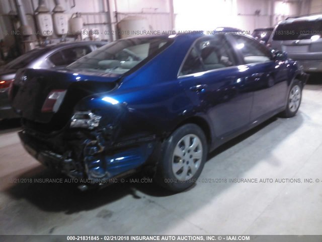 4T1BE46K09U318955 - 2009 TOYOTA CAMRY SE/LE/XLE BLUE photo 4