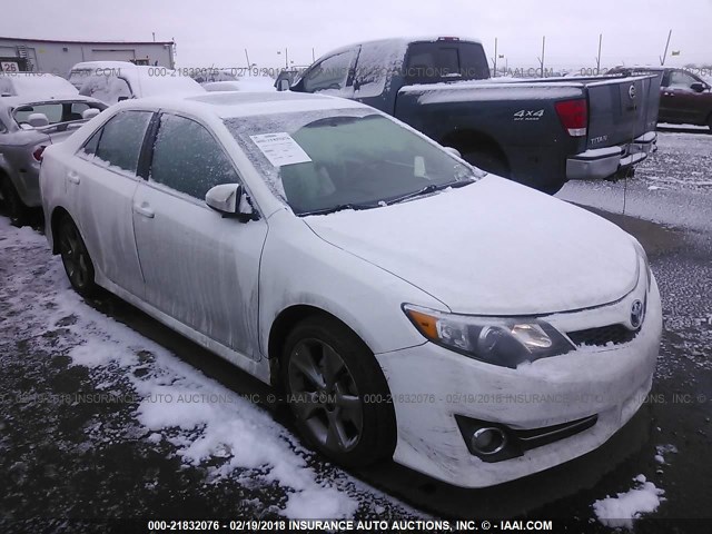 4T1BK1FK5CU019928 - 2012 TOYOTA CAMRY SE/XLE WHITE photo 1