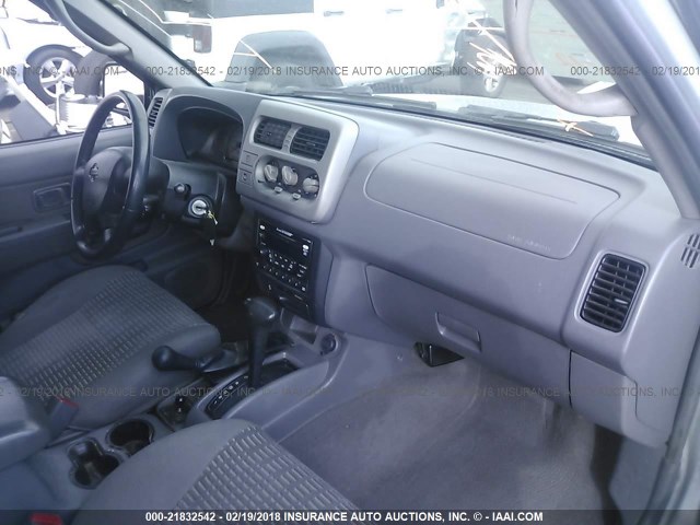 5N1ED28YX1C528138 - 2001 NISSAN XTERRA XE/SE SILVER photo 5