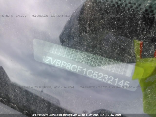 1ZVBP8CF1C5232145 - 2012 FORD MUSTANG GT WHITE photo 9