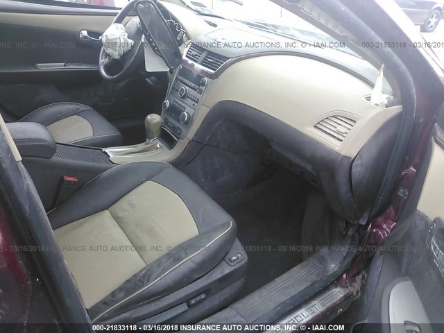 1G1ZE5E79BF223917 - 2011 CHEVROLET MALIBU LTZ 红色 照片 5