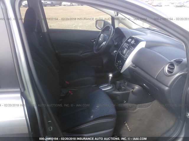 3N1CE2CP3HL377409 - 2017 NISSAN VERSA NOTE S/S PLUS/SV/SL/SR GRAY photo 5