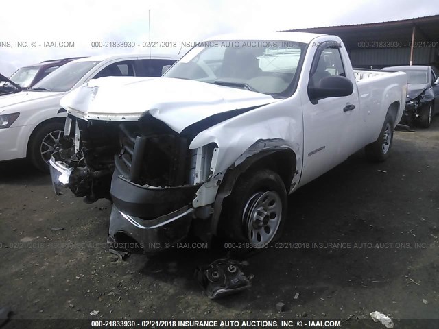 1GTN1TEX7DZ384645 - 2013 GMC SIERRA C1500 WHITE photo 2