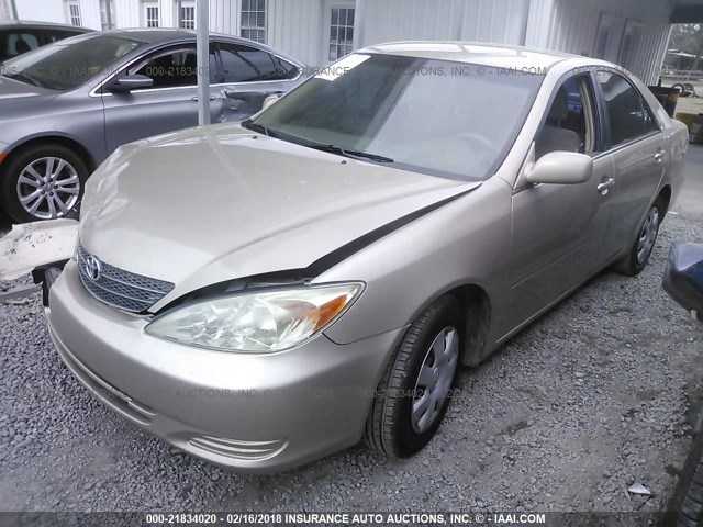 4T1BE32K43U156772 - 2003 TOYOTA CAMRY LE/XLE/SE ოქროსფერი ფოტო 2