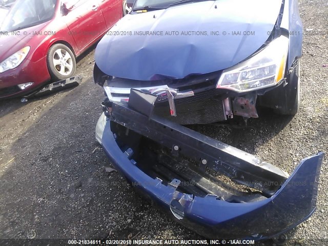 1FAHP34N78W293206 - 2008 FORD FOCUS S/SE BLUE photo 6