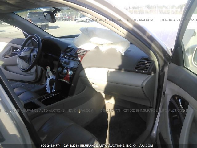 4T1BE46K79U409897 - 2009 TOYOTA CAMRY SE/LE/XLE 金色 照片 5