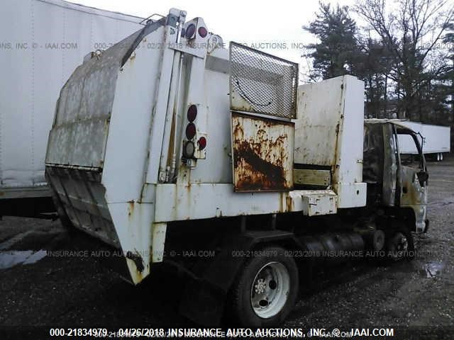 JALE5B14347900133 - 2004 ISUZU NQR Unknown photo 4