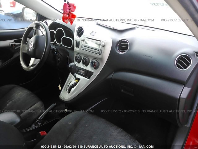 2T1KU4EE4BC539528 - 2011 TOYOTA COROLLA MATRIX  RED photo 5