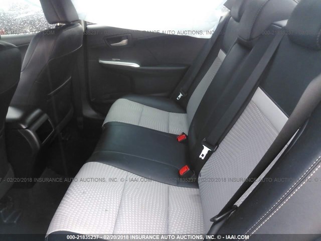 4T1BF1FK6EU811822 - 2014 TOYOTA CAMRY L/SE/LE/XLE 灰色 照片 8