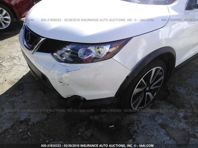 JN1BJ1CP0HW023665 - 2017 NISSAN ROGUE SPORT S/SV/SL WHITE photo 6