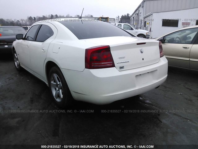 2B3KA43G98H268561 - 2008 DODGE CHARGER WHITE photo 3