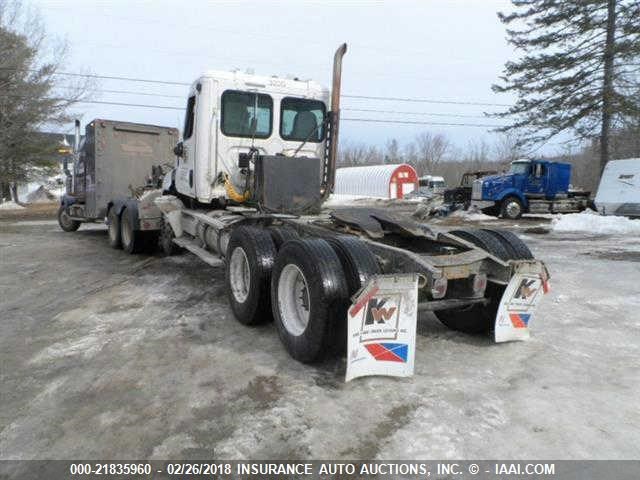 1FUJGEDR19LAE4923 - 2009 FREIGHTLINER CASCADIA 125  WHITE photo 3