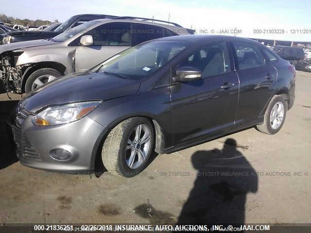 1FADP3F22EL381143 - 2014 FORD FOCUS SE GRAY photo 2